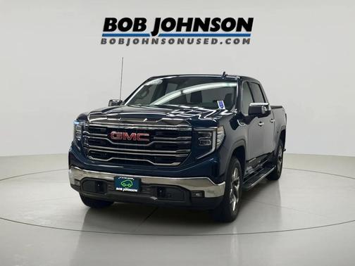 2022 GMC Sierra 1500 SLT