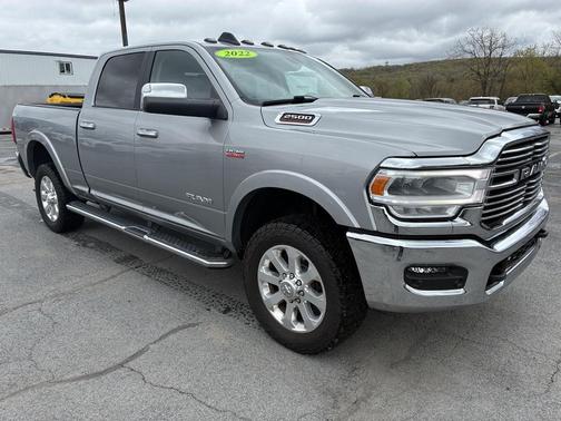 Billet Silver Metallic Clearcoat 2022 RAM 2500 Laramie Crew Cab 4x4 6'4' Box