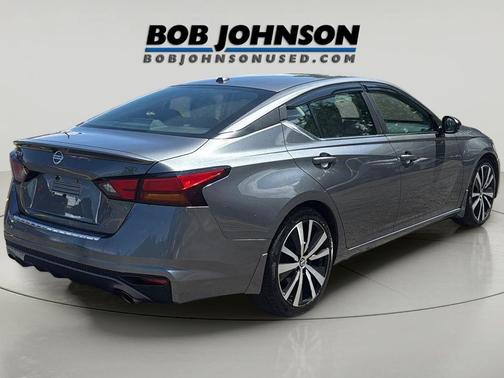 Gun Metallic 2019 Nissan Altima 2.5 SR
