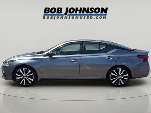 Gun Metallic 2019 Nissan Altima 2.5 SR
