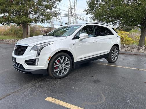 2023 Cadillac XT5 Sport