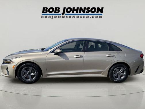 Crystal Beige 2021 Kia K5 LXS