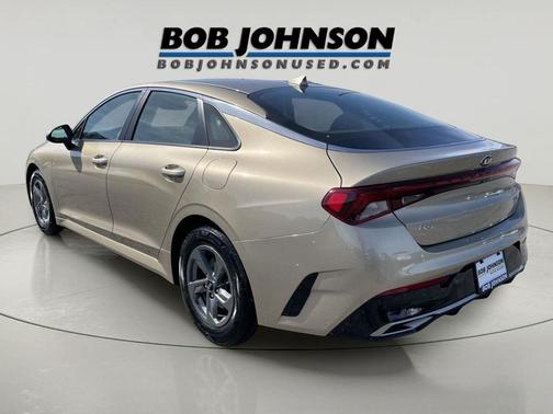 Crystal Beige 2021 Kia K5 LXS