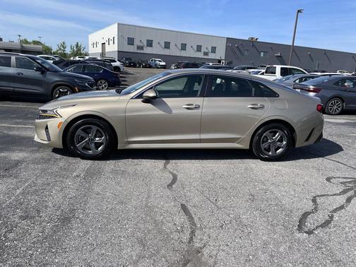 Crystal Beige 2021 Kia K5 LXS