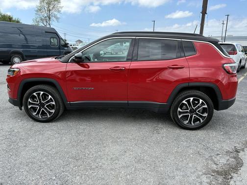 Redline Pearlcoat 2023 Jeep Compass Limited
