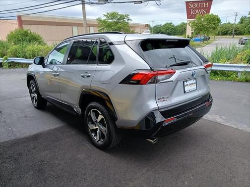 2021 Toyota RAV4 Prime SE