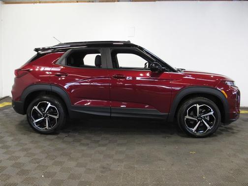 Crimson Metallic 2023 Chevrolet Trailblazer RS