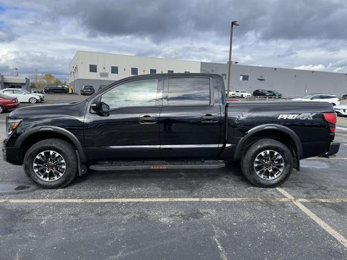 2023 Nissan Titan PRO-4X