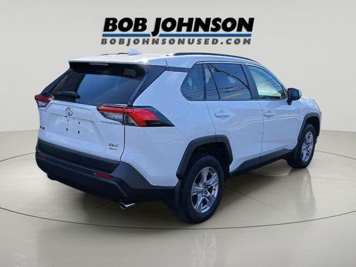 Ice Cap 2023 Toyota RAV4 XLE