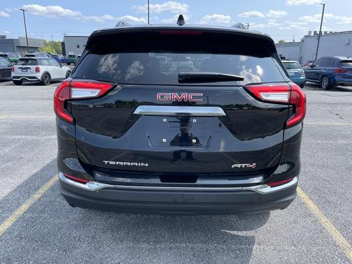 2023 GMC Terrain AWD AT4