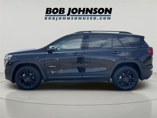 2023 GMC Terrain AWD AT4