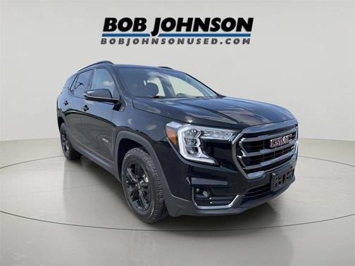 2023 GMC Terrain AWD AT4