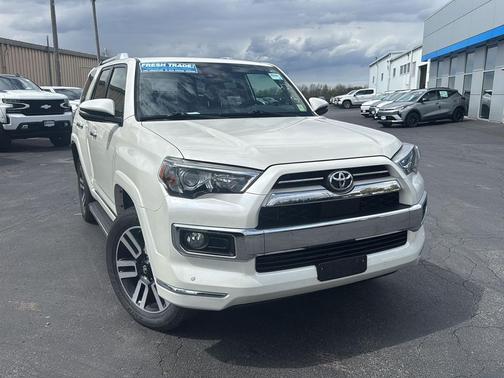 Blizzard Pearl 2020 Toyota 4Runner Limited