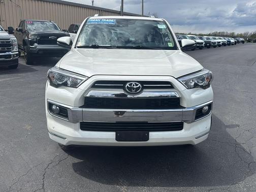 Blizzard Pearl 2020 Toyota 4Runner Limited