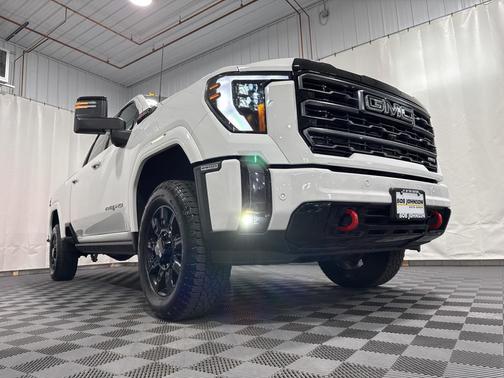 2024 GMC Sierra 2500 AT4
