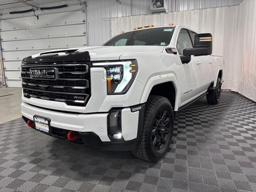 2024 GMC Sierra 2500 AT4