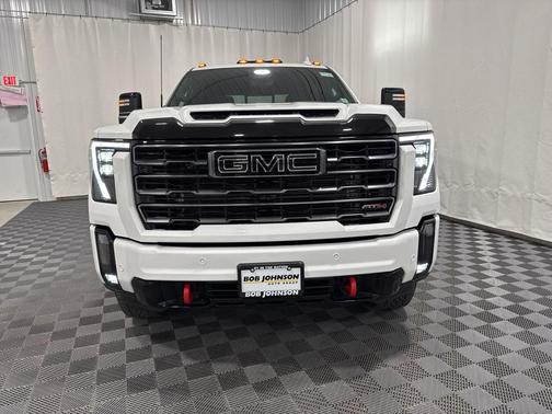 2024 GMC Sierra 2500 AT4
