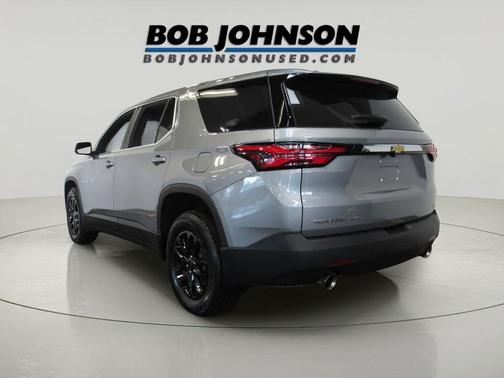 Sterling Gray Metallic 2023 Chevrolet Traverse LS