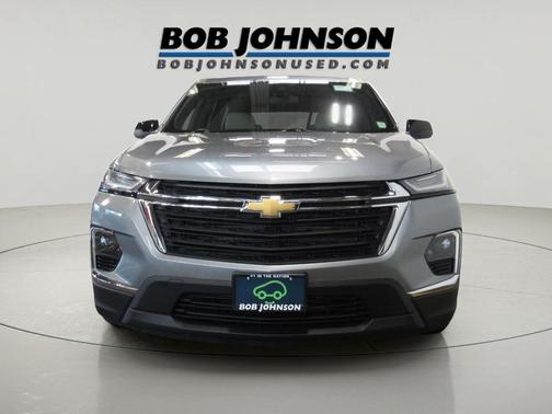 Sterling Gray Metallic 2023 Chevrolet Traverse LS