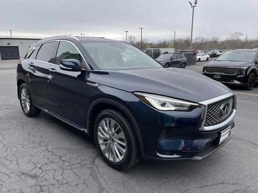 2023 INFINITI QX50 LUXE AWD