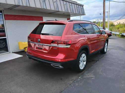 2022 Volkswagen Atlas 3.6L SE w/Technology