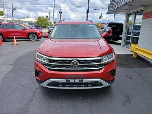 2022 Volkswagen Atlas 3.6L SE w/Technology
