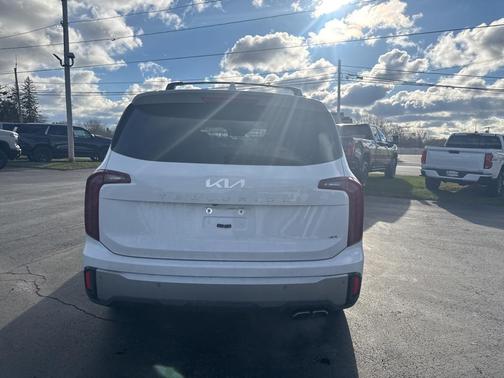 2024 Kia Telluride S