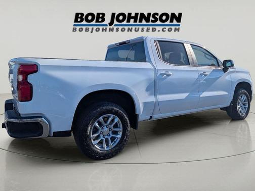Summit White 2024 Chevrolet Silverado 1500 LT