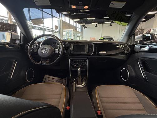 2018 Volkswagen Beetle 2.0T Dune