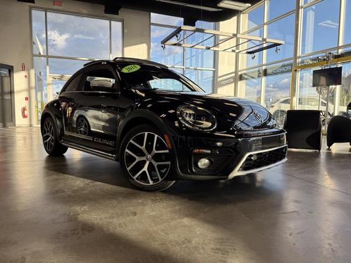 2018 Volkswagen Beetle 2.0T Dune