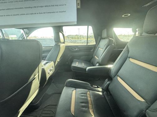 2024 GMC Yukon 4WD AT4