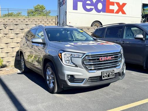2023 GMC Terrain SLT
