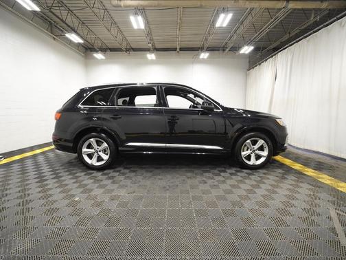 Night Black 2021 Audi Q7 45 Premium