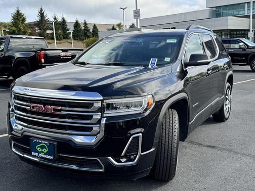 2023 GMC Acadia AWD SLT