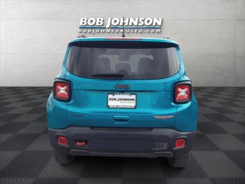 2021 Jeep Renegade Trailhawk