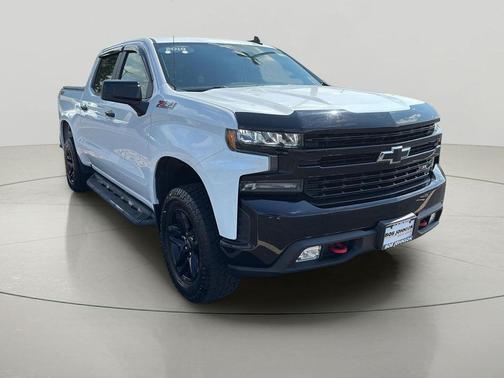 Summit White 2019 Chevrolet Silverado 1500 LT Trail Boss