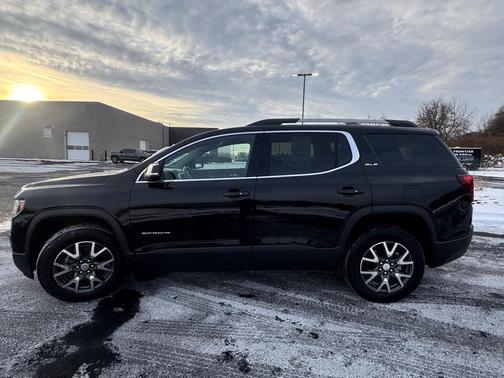 2023 GMC Acadia AWD SLE