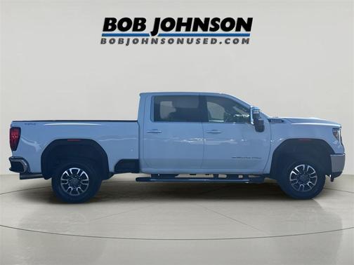 2022 GMC Sierra 2500 SLT
