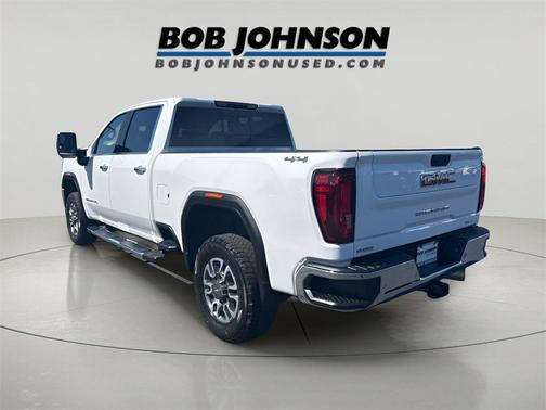 2022 GMC Sierra 2500 SLT