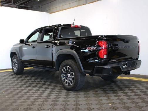 Black 2024 Chevrolet Colorado Z71