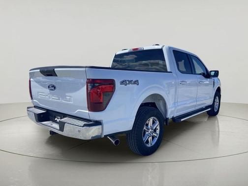 Oxford White 2025 Ford F-150 XLT