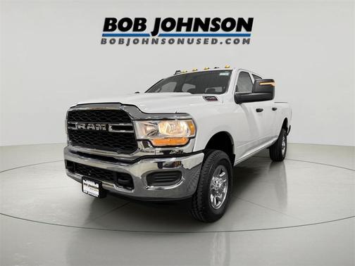 2024 RAM 2500 Tradesman Crew Cab 4x4 6'4' Box