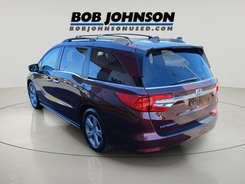 Deep Scarlet Pearl 2019 Honda Odyssey EX-L