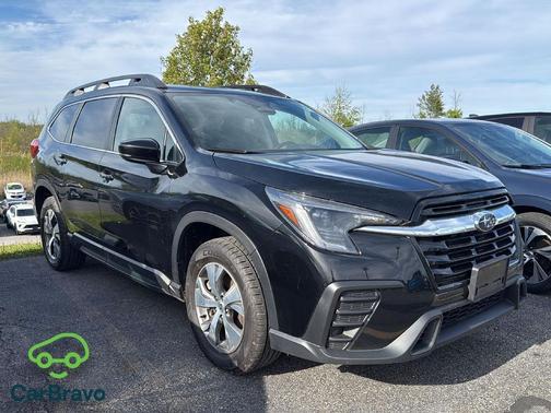 Crystal Black Silica 2024 Subaru Ascent Premium 7-Passenger