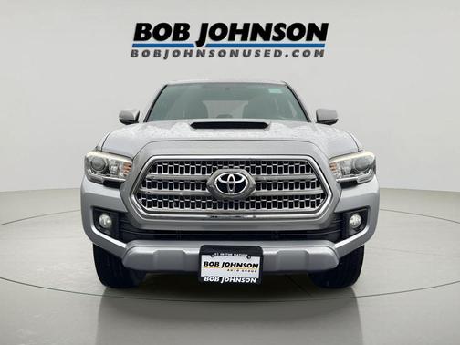 2016 Toyota Tacoma SR5