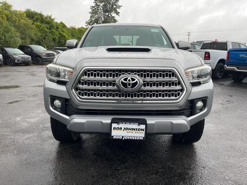 2016 Toyota Tacoma SR5