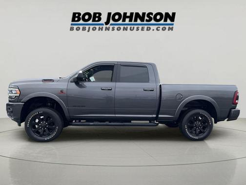 2022 RAM 2500 Laramie Crew Cab 4x4 6'4' Box