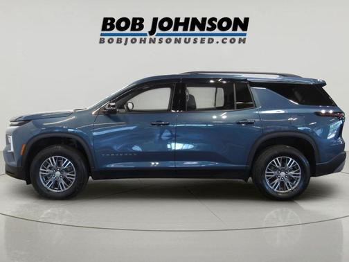 Lakeshore Blue Metallic 2025 Chevrolet Traverse LT
