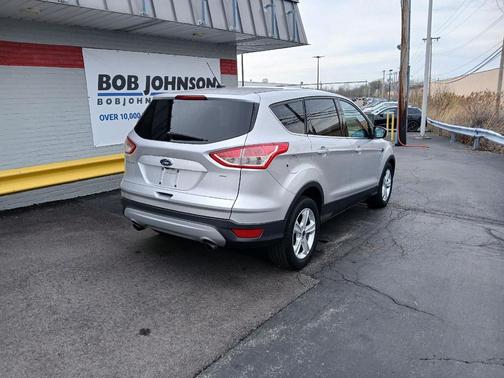 Ingot Silver 2016 Ford Escape SE