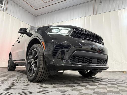 DB Black Clearcoat 2025 Dodge Durango GT Plus